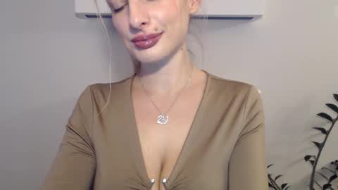 MarilynDevilish online show from 12-13-24, 07:32