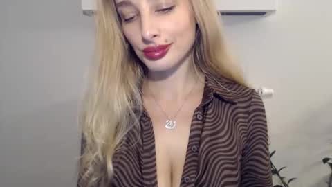 MarilynDevilish online show from 12-19-24, 06:45