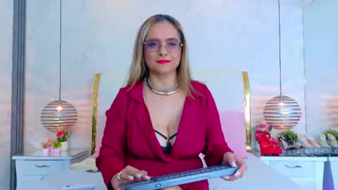 Snapshot of marilynvega77 chatting on 08-04-26, 09:06 Marilyn Vega online show from 08-04-26, 09:06