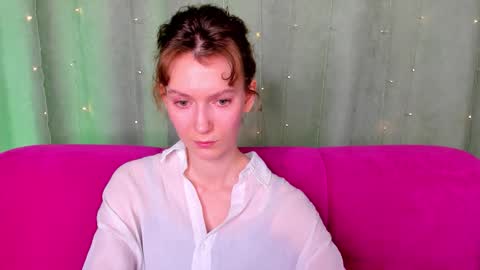 Snapshot of marinahottie chatting on 02-05-26, 05:56 marinahottie online show from 02-05-26, 05:56