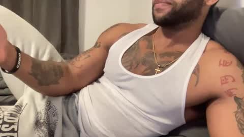 Snapshot of marineguyk19 chatting on 01-24-25, 01:24 Z online show from 01-24-25, 01:24