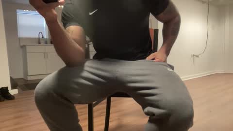 Snapshot of marineguyk19 chatting on 12-14-25, 07:18 Z online show from 12-14-25, 07:18