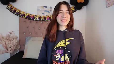 marinette online show from 10-23-25, 01:21