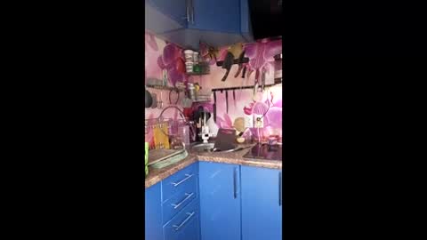 Snapshot of marinka_ chatting on 12-21-25, 10:11 marinka_ online show from 12-21-25, 10:11