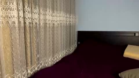 Snapshot of marinpeach chatting on 09-14-25, 02:49 Maria and Martin online show from 09-14-25, 02:49