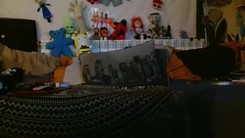 Snapshot of mario_1974 chatting on 09-28-25, 09:42 Ray online show from 09-28-25, 09:42