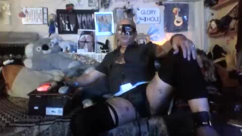 Ray online show from 04-19-26, 10:01