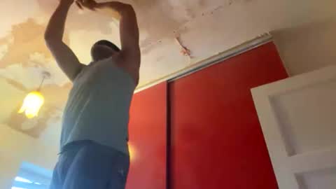 mariov43 online show from 09-18-25, 11:23