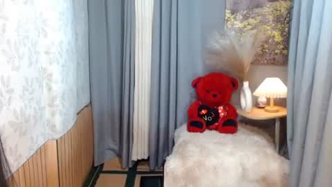 LEAH online show from 03-04-26, 10:38