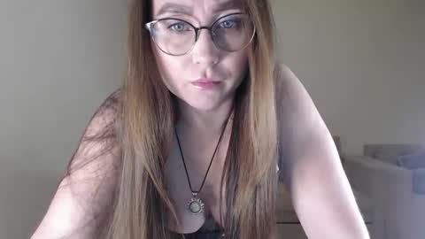 Snapshot of marishaarimova chatting on 09-16-25, 09:05 Marisha Arimova online show from 09-16-25, 09:05