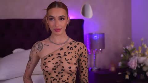Snapshot of marissafox chatting on 06-15-26, 05:09 Marissa online show from 06-15-26, 05:09