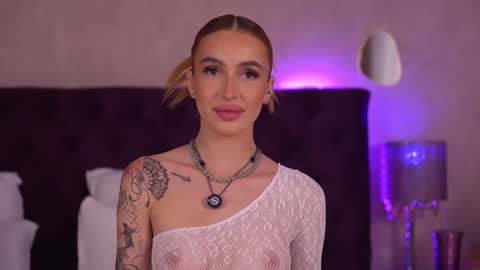 Snapshot of marissafox chatting on 06-16-26, 05:10 Marissa online show from 06-16-26, 05:10