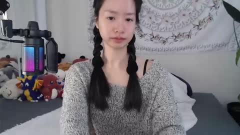 Snapshot of marissapeach chatting on 05-04-26, 01:07 MarissaPeach online show from 05-04-26, 01:07