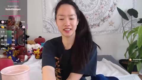 Snapshot of marissapeach chatting on 05-16-26, 01:43 MarissaPeach online show from 05-16-26, 01:43