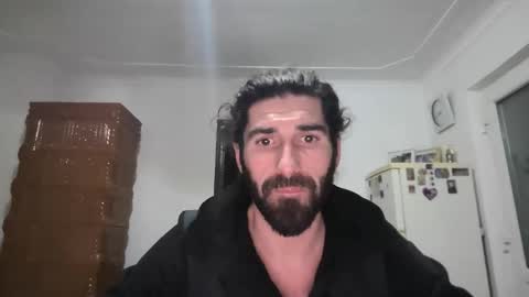 Snapshot of mariusvidican55 chatting on 12-16-25, 06:24 mariusvidican55 online show from 12-16-25, 06:24