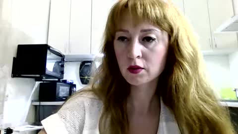 mariza_love359092 online show from 03-25-26, 07:09