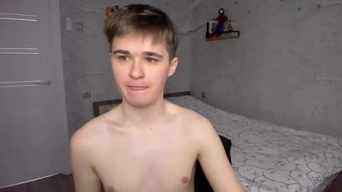 Snapshot of mark_bearcub chatting on 02-23-25, 07:00 Mark online show from 02-23-25, 07:00