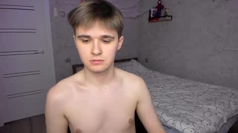 Snapshot of mark_bearcub chatting on 02-23-25, 08:33 Mark online show from 02-23-25, 08:33