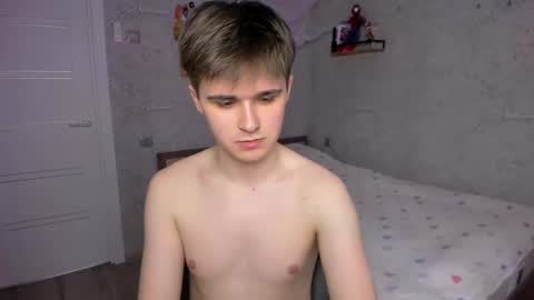 Snapshot of mark_bearcub chatting on 02-27-25, 01:49 Mark online show from 02-27-25, 01:49