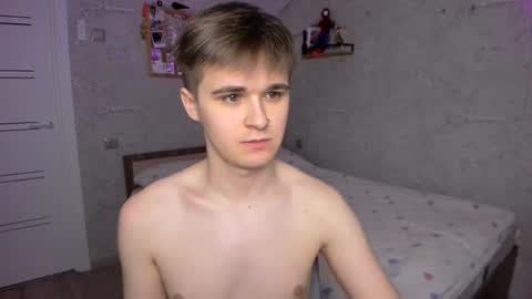 Snapshot of mark_bearcub chatting on 02-27-25, 10:53 Mark online show from 02-27-25, 10:53