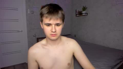 Snapshot of mark_bearcub chatting on 09-16-25, 02:12 Mark online show from 09-16-25, 02:12