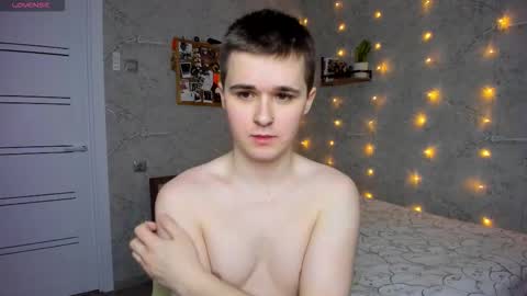 Snapshot of mark_bearcub chatting on 02-15-26, 04:58 Mark online show from 02-15-26, 04:58
