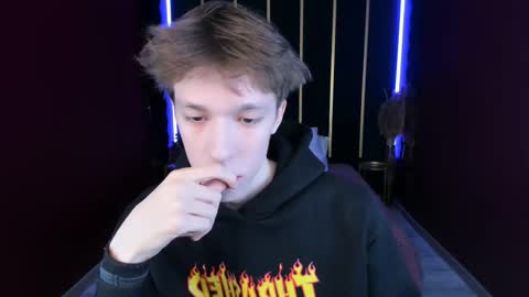 Mark online show from 12-16-25, 08:58