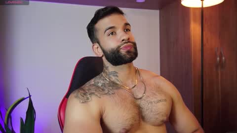 Mark online show from 11-15-25, 09:54