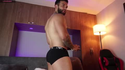 Mark online show from 01-09-26, 11:06