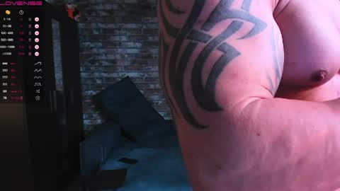 Snapshot of mark_normal chatting on 04-03-26, 12:25 Mark online show from 04-03-26, 12:25