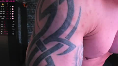 Snapshot of mark_normal chatting on 04-10-26, 01:00 Mark online show from 04-10-26, 01:00