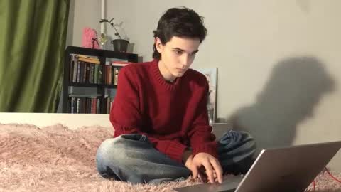 Mark online show from 11-07-25, 07:19