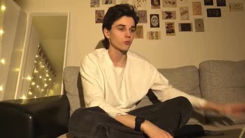 Mark online show from 11-10-25, 05:34