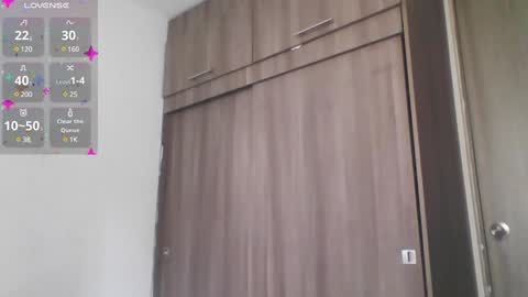 MODEL Mark Rut online show from 12-22-24, 06:26