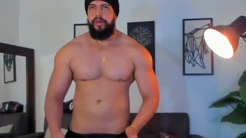 mark_x23 online show from 07-07-26, 06:47