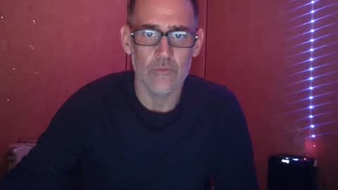 Snapshot of markbcnx chatting on 12-03-25, 08:18 markbcnx online show from 12-03-25, 08:18