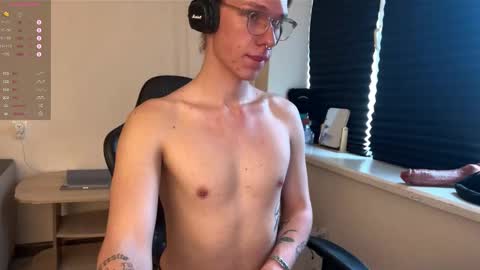 Snapshot of markcarthy chatting on 01-09-26, 08:50 Mark online show from 01-09-26, 08:50