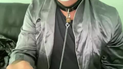 Snapshot of markmodel321 chatting on 02-09-25, 10:00 markmodel321 online show from 02-09-25, 10:00