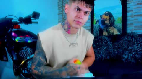 Sebastian online show from 02-13-25, 07:42