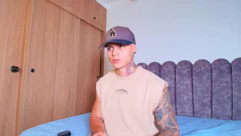 Sebastian online show from 11-12-25, 09:47