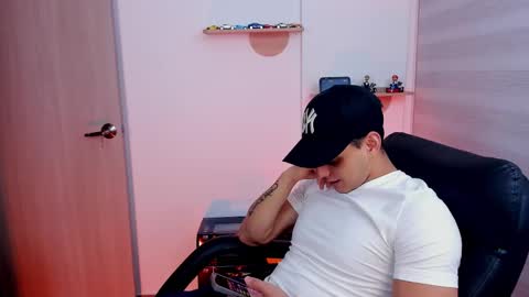 MARK online show from 03-20-26, 01:10