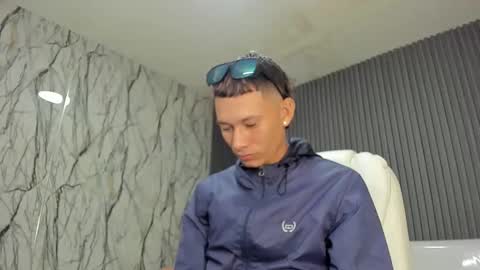 Snapshot of marks_sexy chatting on 11-05-25, 05:57 marks_sexy online show from 11-05-25, 05:57