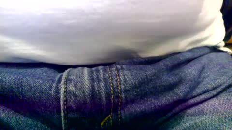 Snapshot of marksone chatting on 06-25-26, 12:31 marksone online show from 06-25-26, 12:31