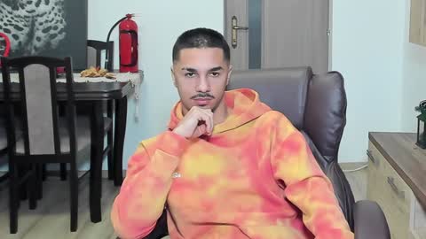 Tison online show from 12-07-24, 01:40