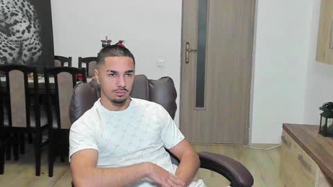 Tison online show from 12-17-24, 04:56