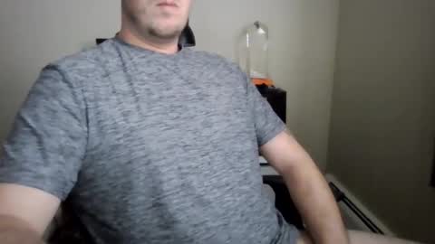 markus27252 online show from 02-25-25, 02:22