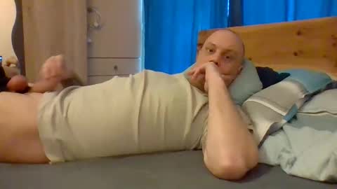 Snapshot of markus_7 chatting on 03-06-26, 02:57 markus_7 online show from 03-06-26, 02:57