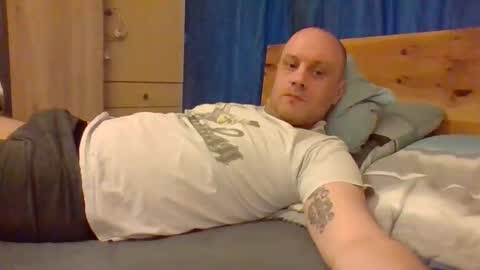Snapshot of markus_7 chatting on 03-08-26, 04:33 markus_7 online show from 03-08-26, 04:33