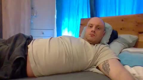 Snapshot of markus_7 chatting on 03-23-26, 09:24 markus_7 online show from 03-23-26, 09:24
