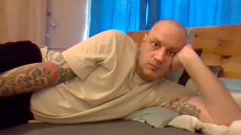 Snapshot of markus_7 chatting on 04-01-26, 02:03 markus_7 online show from 04-01-26, 02:03